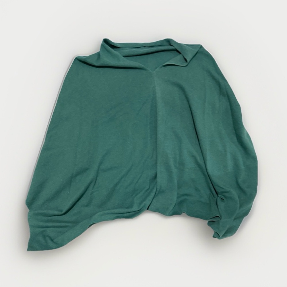 Chic Forest Green Women's Poncho - Picture 3 of 4